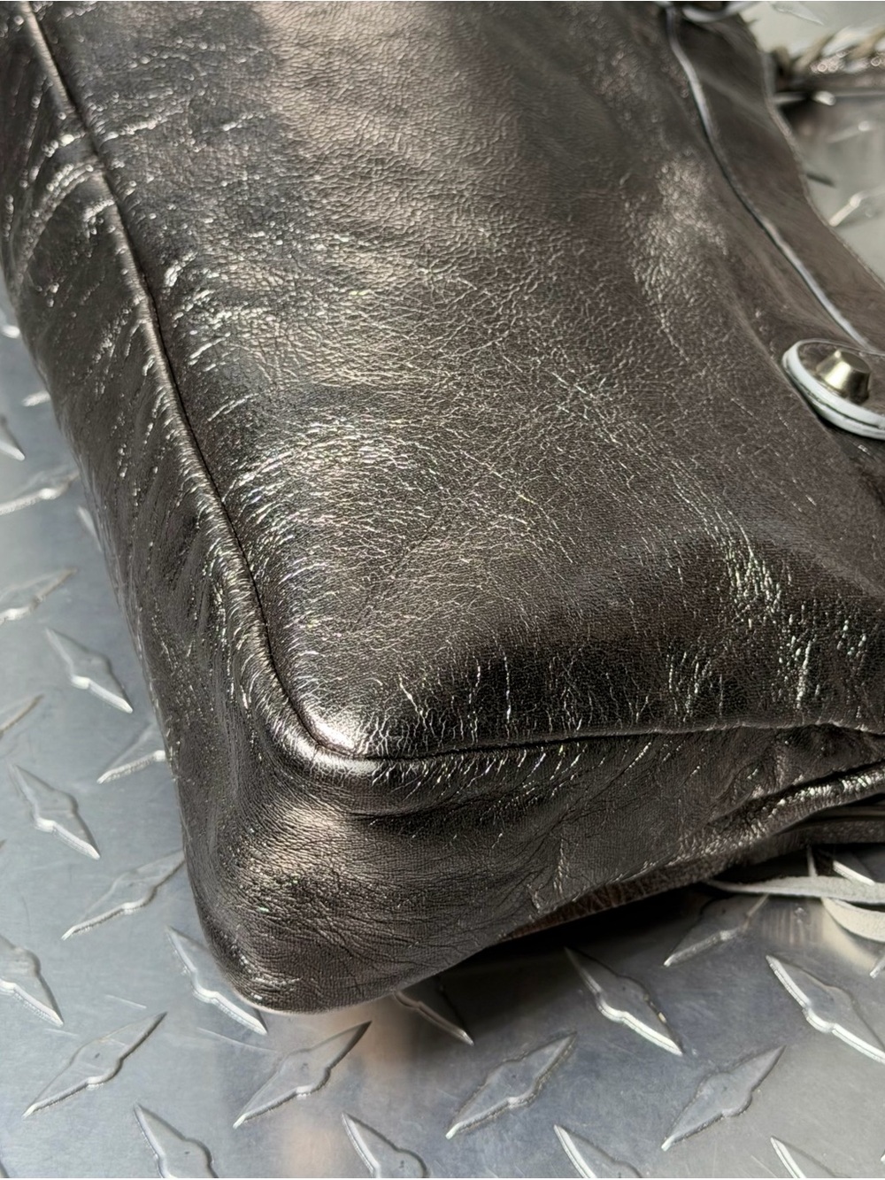 Balenciaga Pewter Metallic Leather First City Moto Bag in Grey - Picture 8 of 12